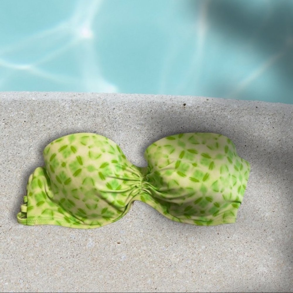 Victoria Secret Strapless green Strappy back Bikini Top size 36C